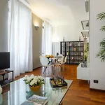 Borromei, 11 - Eleganza In Pieno Centro Apartment *