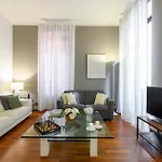 Apartment Borromei, 11 - Eleganza In Pieno Centro