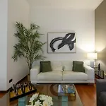 Borromei, 11 - Eleganza In Pieno Centro Apartment Milan