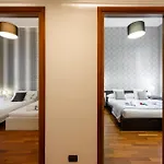 Borromei, 11 - Eleganza In Pieno Centro Milan