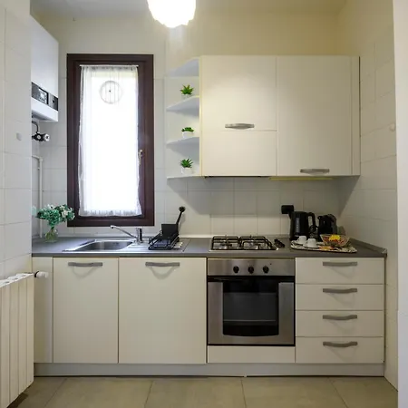 Borromei, 11 - Eleganza In Pieno Centro Apartment Milan