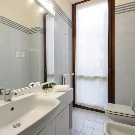 Διαμέρισμα Borromei, 11 - Eleganza In Pieno Centro